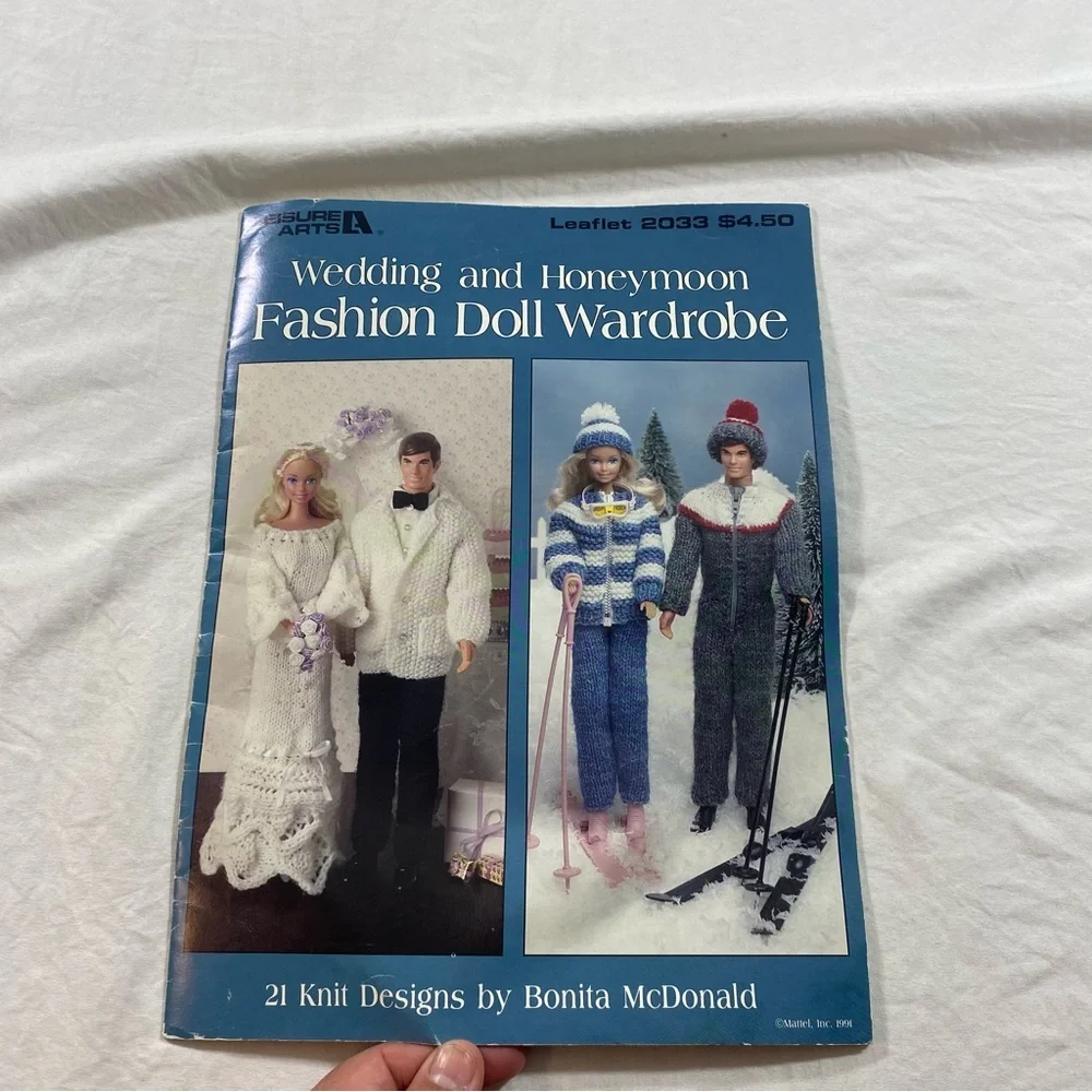 Mattel 1991 Vintage Knitting Pattern Barbie crochet Guide for Fashion Dolls - Picture 7 of 7